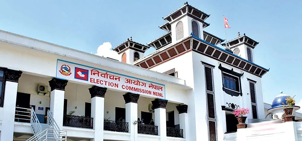 निर्वाचन सुधारका लागि दलहरूसँग आयोगको छलफल, विदेशबाट मतदानको विषय प्राथमिकतामा