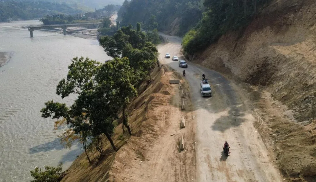 सहज बन्दै पृथ्वी राजमार्ग, अवरोध हटेपछि यात्रुलाई राहत